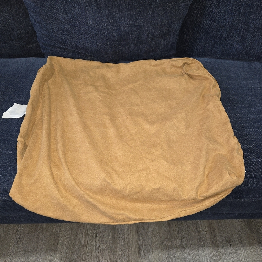 Micro suede tan/brown couch pillow covers - Picture 4 of 4